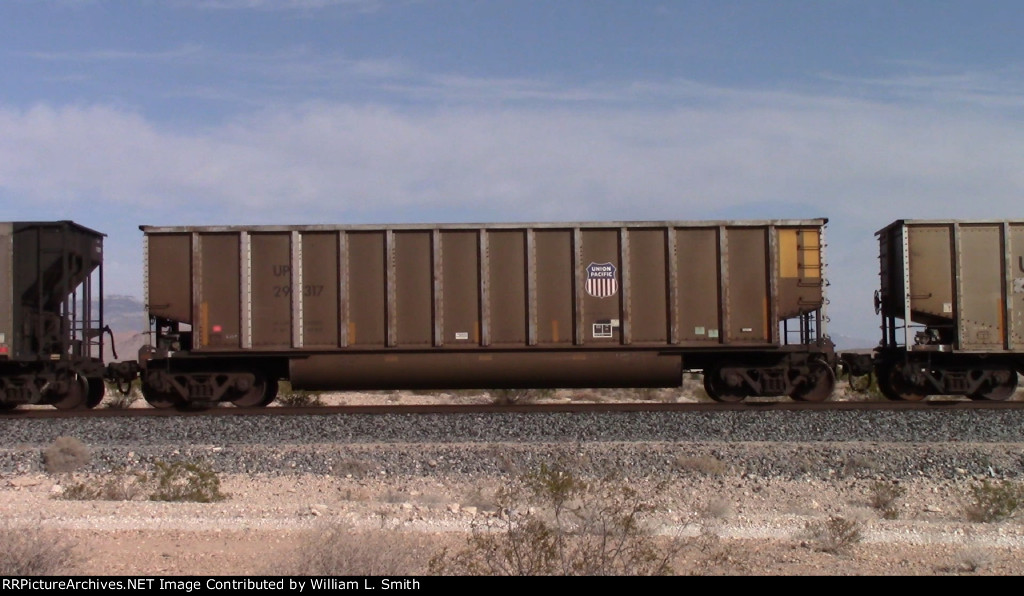 EB Unit Empty Open Hopper Frt at Erie NV -77